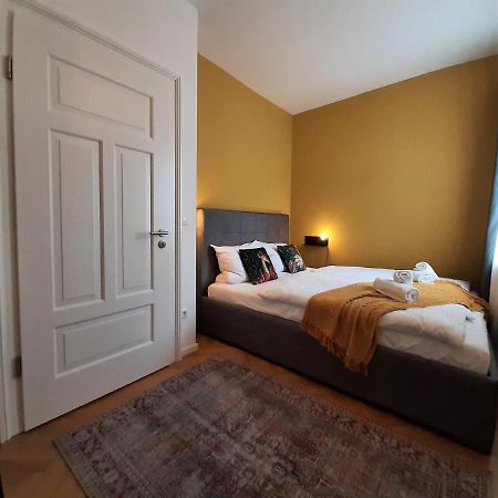 Apartment 4-6 Personen I 80Qm I Altstadt I Dachterasse I Parkplatz Straubing Eksteriør bilde