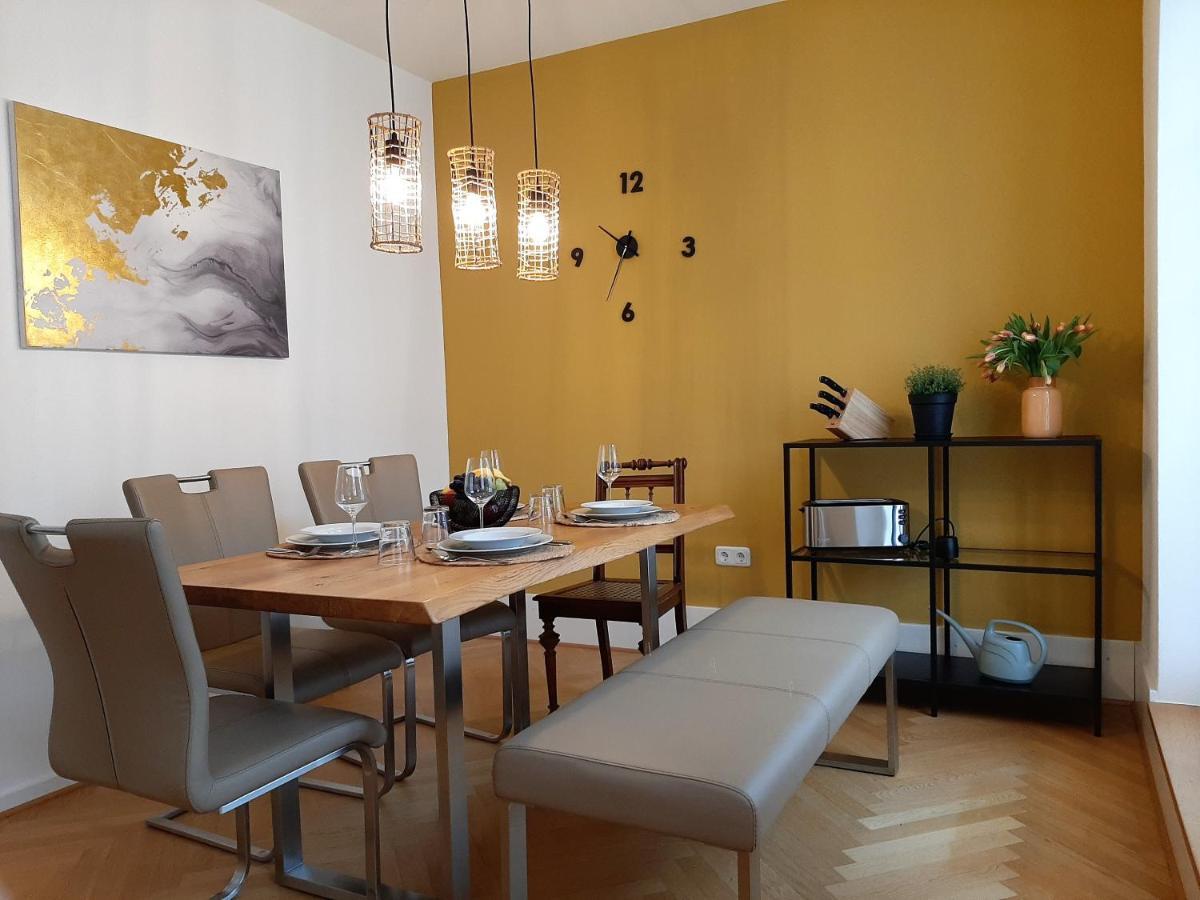 Apartment 4-6 Personen I 80Qm I Altstadt I Dachterasse I Parkplatz Straubing Eksteriør bilde